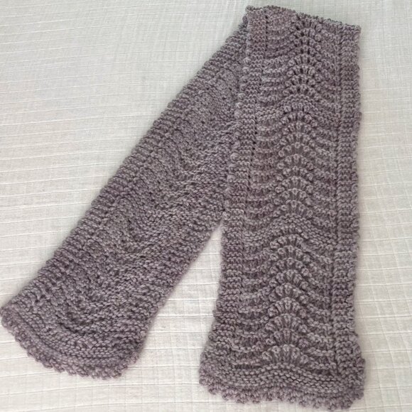 Handmade 🇨🇦 NWOT Hand Knit Alpaca Wool Lace Scarf - Picture 2 of 5